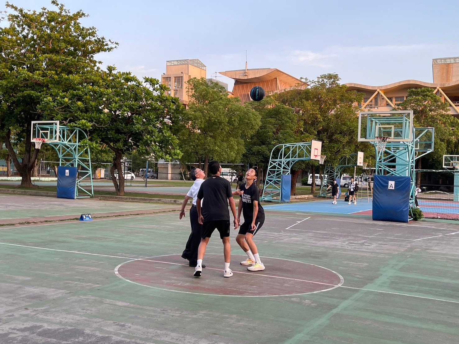 112學年度 班際籃球比賽